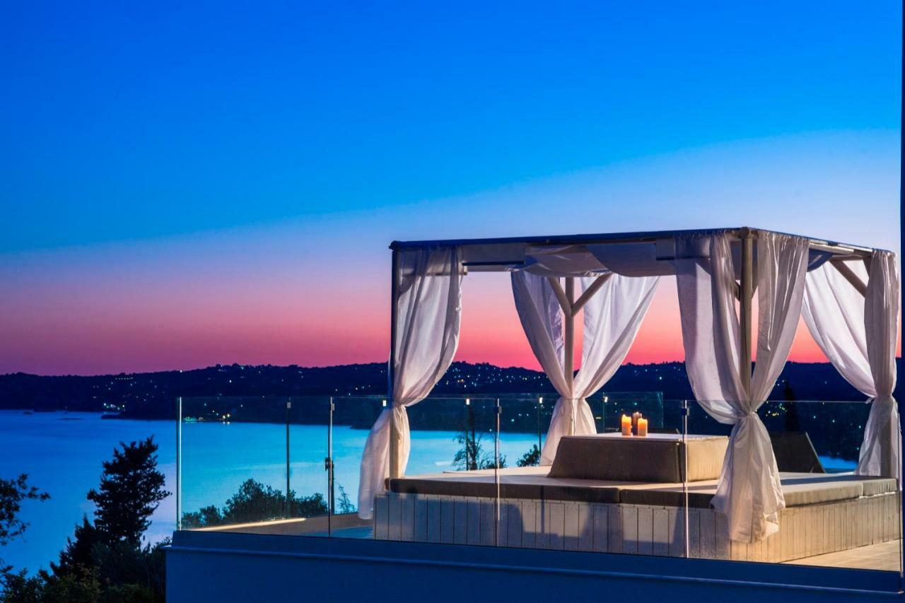 Mystique View Villas Lourdata  Exteriör bild