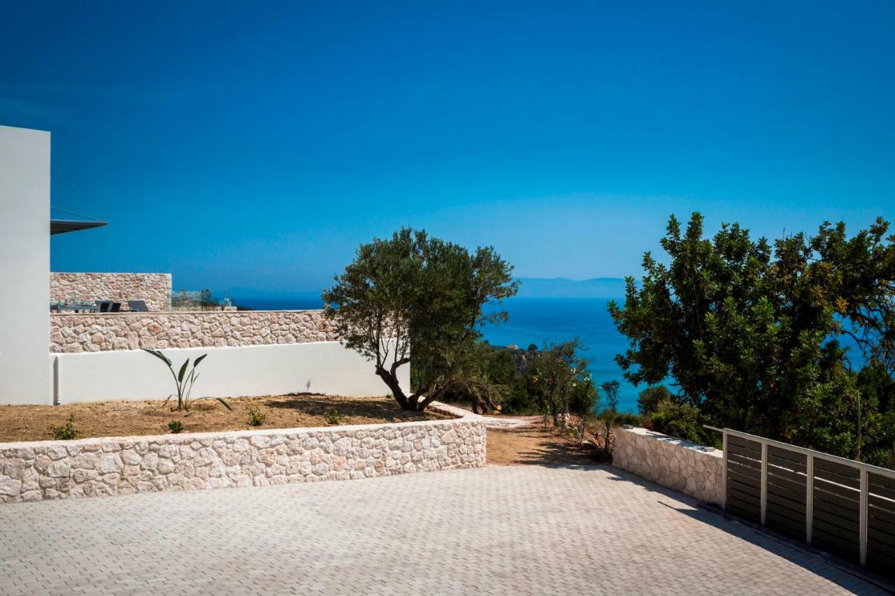Mystique View Villas Lourdata  Exteriör bild